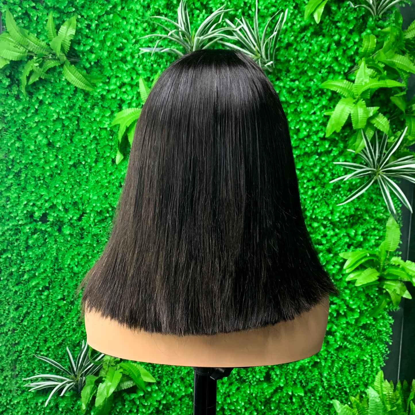 Smooth Blunt Cut 13x4 Lace Frontal Bob Wig | Silky Straight