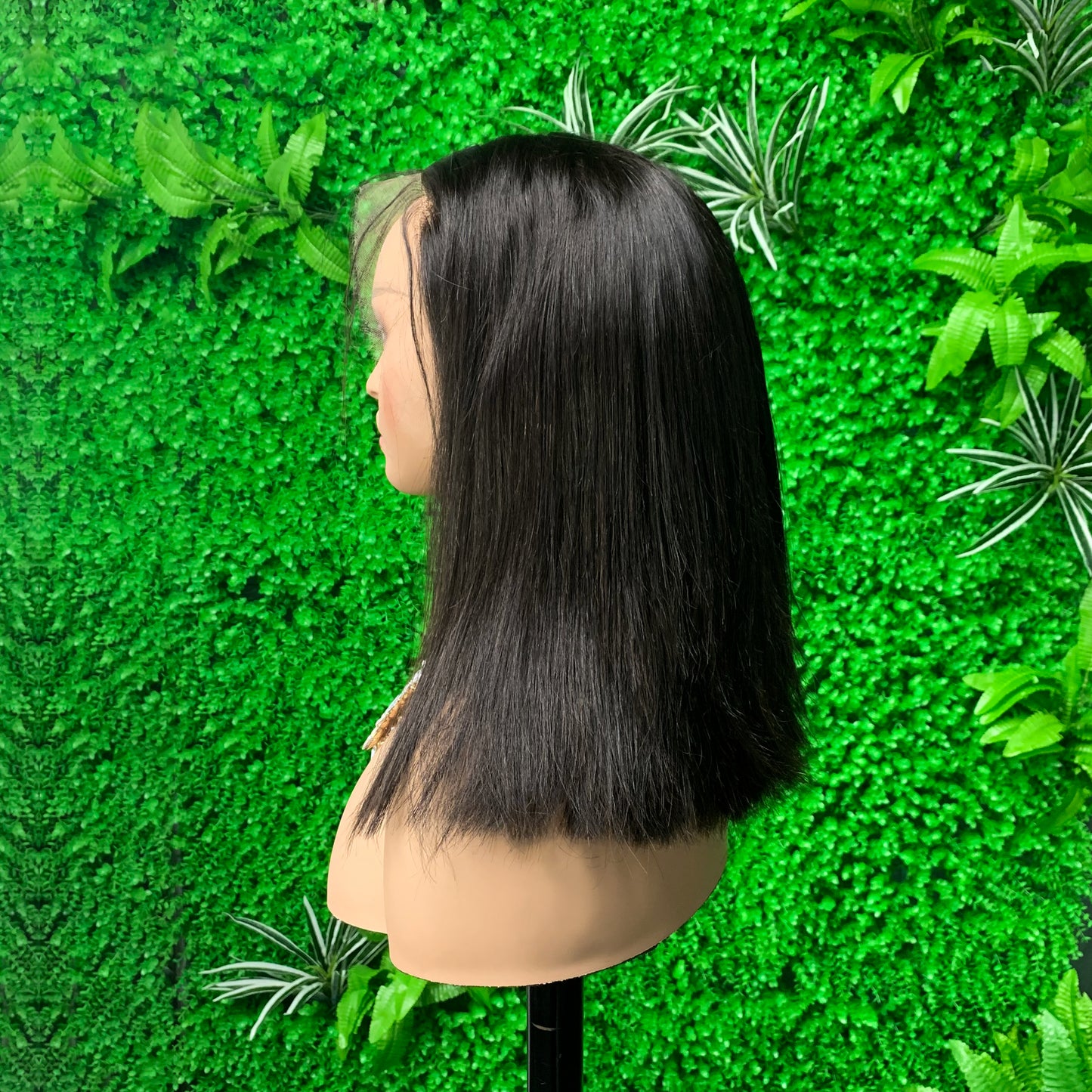 Smooth Blunt Cut 13x4 Lace Frontal Bob Wig | Silky Straight